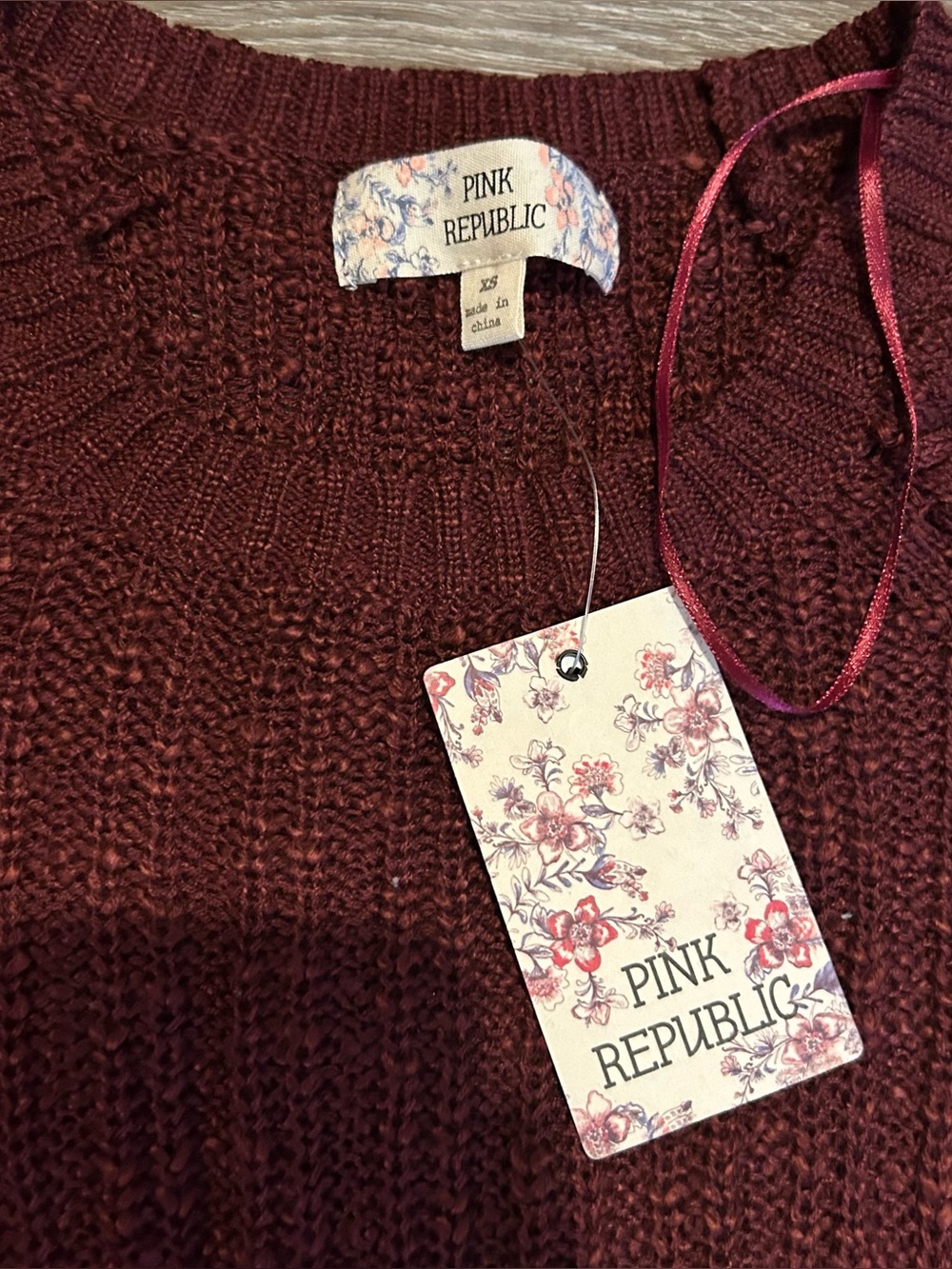 NWT XS Pink Republic Burgundy Knit Swetaer - Picture 2 of 7